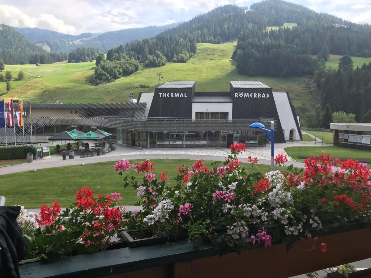 Haus Am Roemerbad Бад-Кляйнкірхгайм Екстер'єр фото